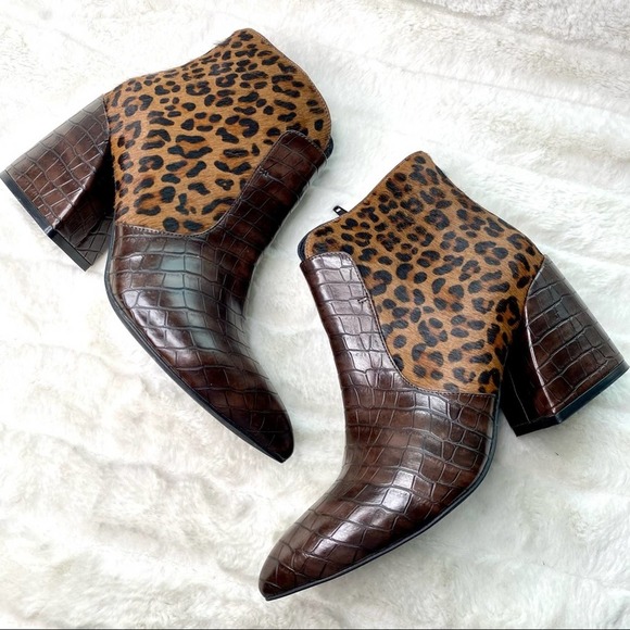 NEW Jeffrey Campbell Bentlee Leopard Calf Hair Patent Leather Pointy Toe Boots - Picture 2 of 7
